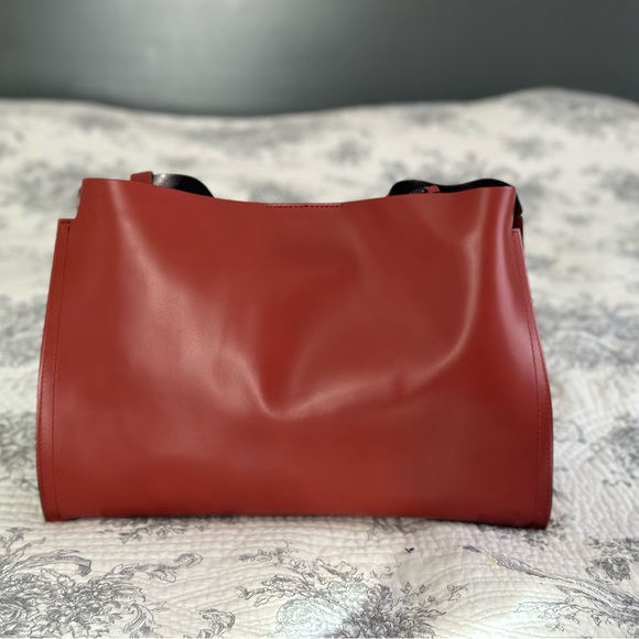 Genuine Gianni Chiarini rusty orange crossbody/shoulder bag. Made in Italy. - Picture 5 of 16